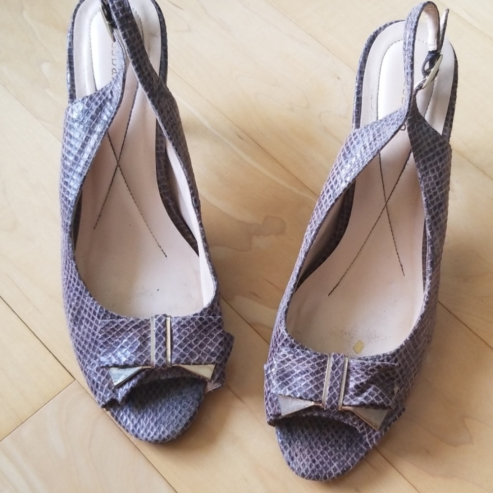 Dressbarn snake printed sandals